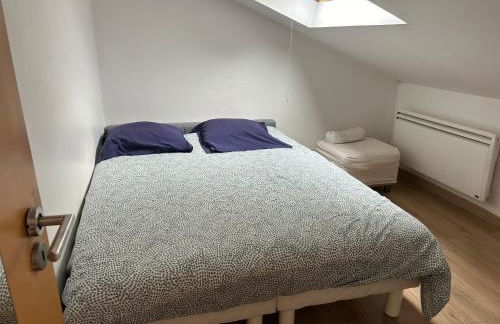 Paris Eiffel Tower et Disney apartments, parkings gratuits et sécurisés, 10 minutes métro to Paris - Foto 28