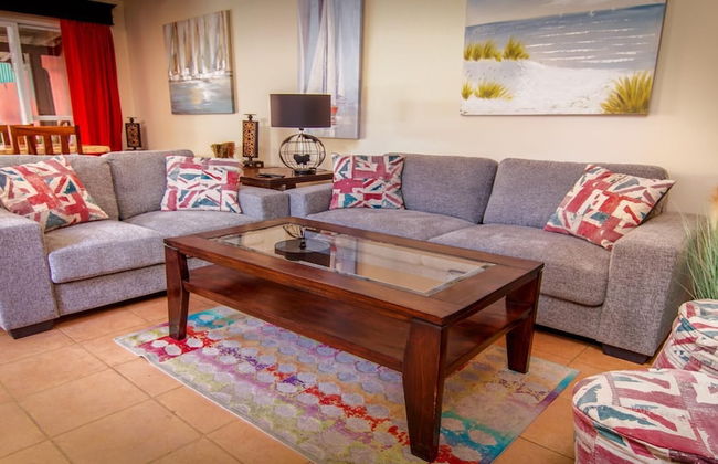 Big private home with pool in Surfside - a short walk from the beach - Photo 16