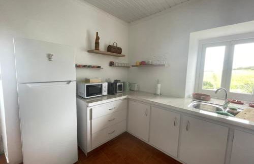 House In The Valley - Photo 21