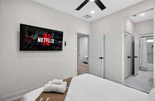 Luxury Home: Mins to NRG, Hobby Airport & Midtown - Foto 14