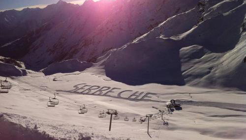 Charmant T2 proche Serre Chevalier Vallée 4 personnes - Foto 2