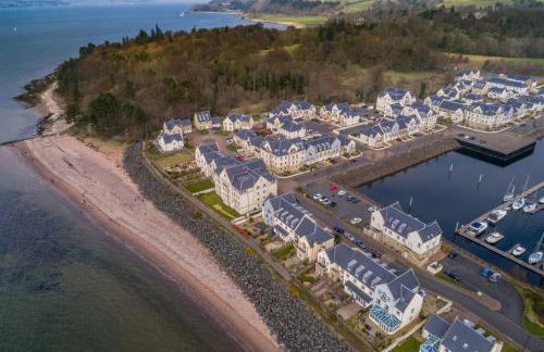 Marina View Apartment - Photo 16