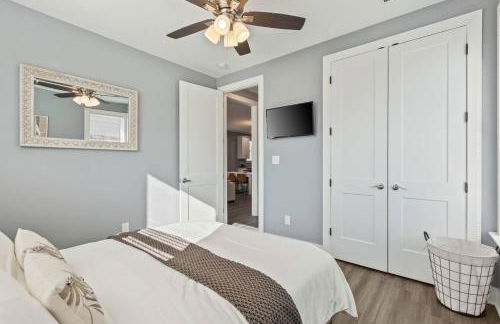 Gated Parking + Fire Pit | Near Zoo + Rhodes - Foto 10