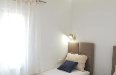 Olive Tree - House with Pool - Photo 16