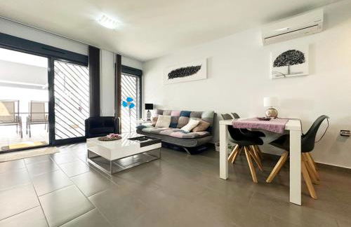 Oasis Beach nice ground floor bungalow overlooking the pool and garden - Foto 6