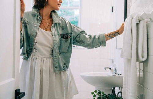 Symphony at The Key - 7BR Mansion , 1mi to UF & DT - Photo 54