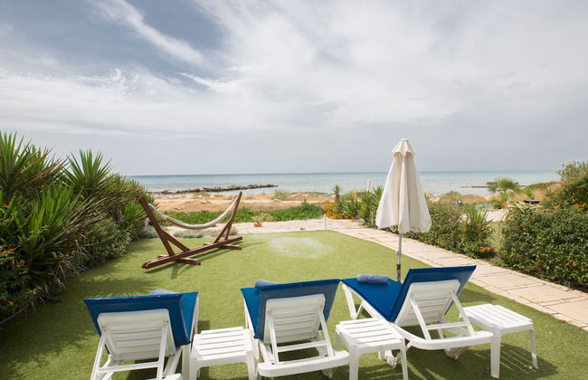 Villa Suri, Luxury Seafront Villa - Foto 18