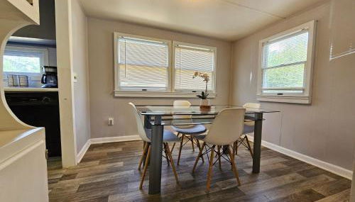 Modern Farm Home WT Large Parking, Front Porch - Foto 5