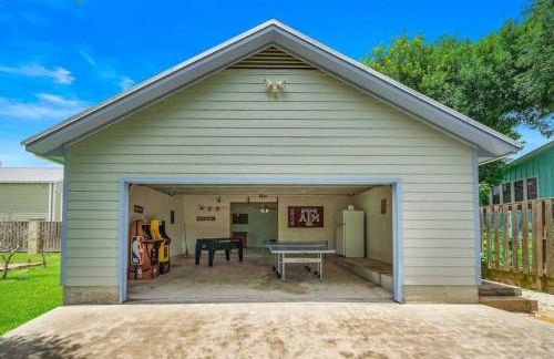 Tranquil Home with Private, Texas-Shaped Pool - Foto 25