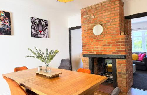 New Spacious 4 Bedrooms 5 Beds House Sleeps 8! - Foto 12