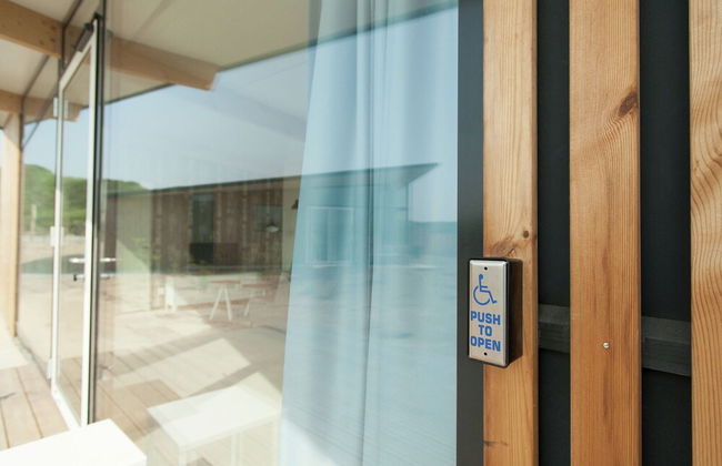 Nature Meets Luxury Stay - Photo 24