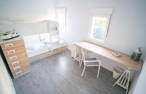 Charming New Beachside House up to 8 Beds! - Foto 13