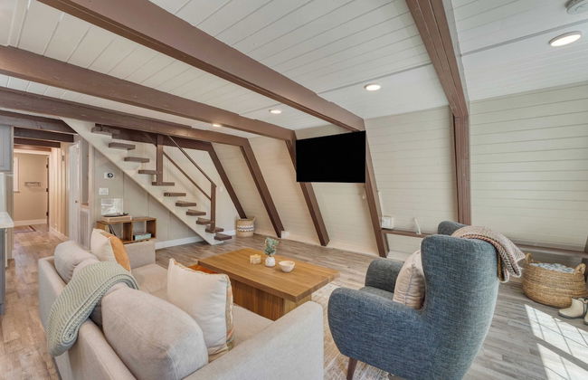 Speckled by Avantstay Modern Interior, 0.5mi to Lake! - Photo 1