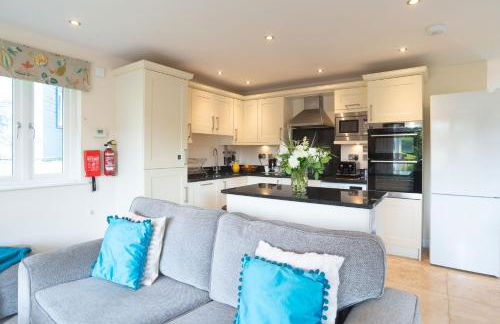 Trewhiddle Retreat V7 by Together Travel - Luxury 3-Bedroom Villa - Foto 8