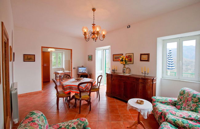 Spacious Home Surrounded by Nature - Foto 48