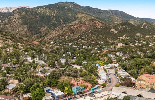 The Owl's Nest @ Manitou: Mtn Views on Main Street - Foto 28