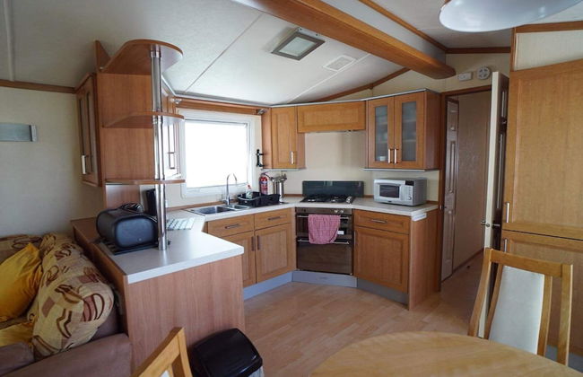 2 Bedroom Caravan at Heacham Beach With Decking - Foto 7