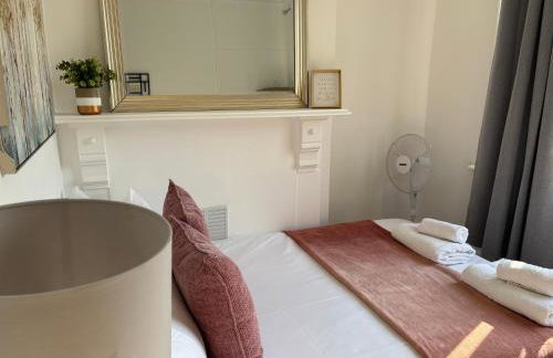 Chalkwell Aparthotel Short & Long Stays Welcome, Leisure , Relocation , Business Stays , Contractors - Photo 48