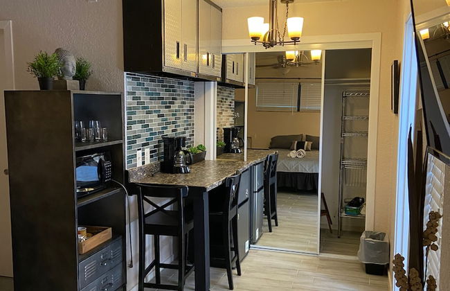 Treehouse Apartment Rentals - Foto 7