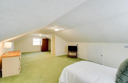 Walk to Ritter Park Renovated Home Near Marshall! - Foto 21