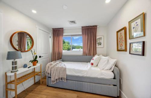 Modern Mid-Century Retreat - Foto 19