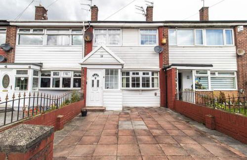 Free Driveway Parking 3 Double Bedroom House, Ideal for long term contractor, etc stays, 4 miles 11 mins drive to Nissan, 20 mins drive to Sunderland Newcastle, Fast WIFI - see Dwellcome Home Ltd site for assurance - Foto 2