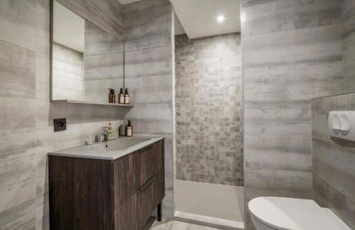 Exclusive Penthouse - Sauna, Ski-In Ski-Out, Panoramic Views, Balcony - Foto 13