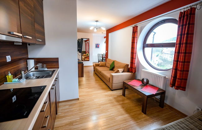 Sun & Snow Centrum Piłsudskiego - Foto 6