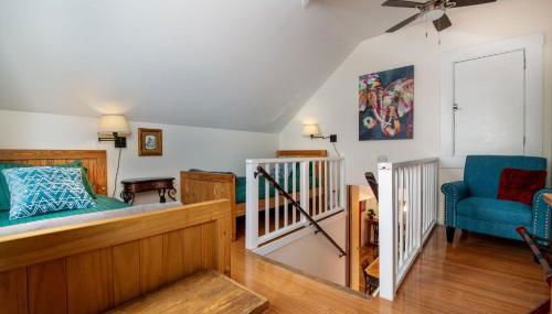 The Golden Parlor- Historic Victorian, Hot Tub - Foto 4