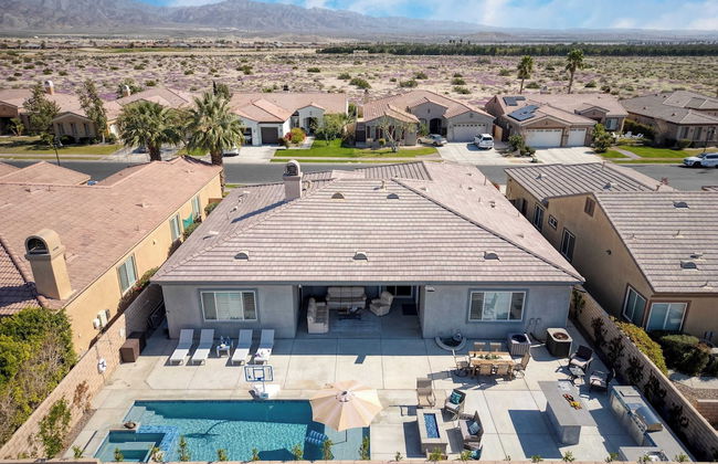 Gated Terra Lago Escape With Private Pool, Hot Tub, Outdoor Kitchen and Lounge - Foto 37