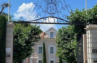 "Saint-Tropez" Superbe appartement avec Terrasse Jardin et Parking privé - Photo 28