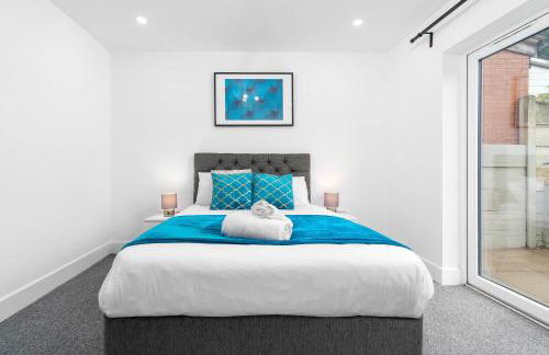 5 Bedroom House - 10 Guests - Multiple off Street Parking - Garden - Smart TV - WIFI - Contractors - Families - Groups - Top Rated - 98Q - Photo 18