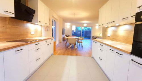 Modernes Neubauhaus ca 200 qm Nähe vom Flughafen - Foto 3