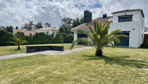 Green House - Photo 2, Garden