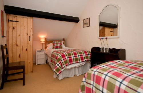 Tros Yr Afon Holiday Cottages and Manor House - Photo 66