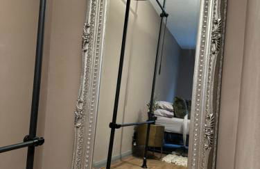 W9 Gem Stylish 2 Bed Flat - Photo 24