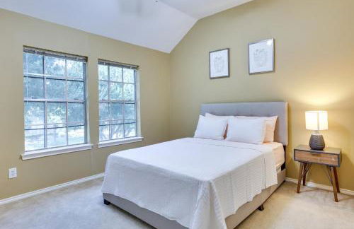 Spacious Sugar Land Home with Yard and Pool Access! - Photo 30