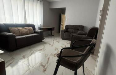 Apartamento com Estacionamento, Wi-Fi, Ar condicionado a 300 metros da Praia da Enseada no Guarujá. - Foto 16