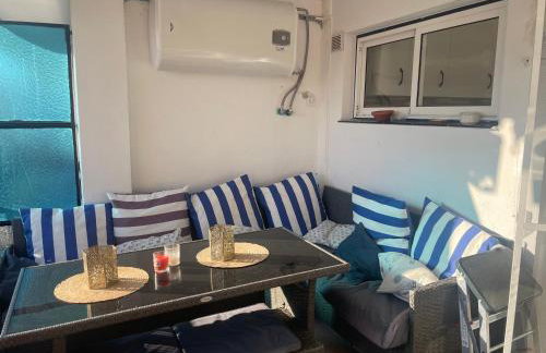 Seaview escape - spacious 3 bed beach apartment & terrace - Foto 4