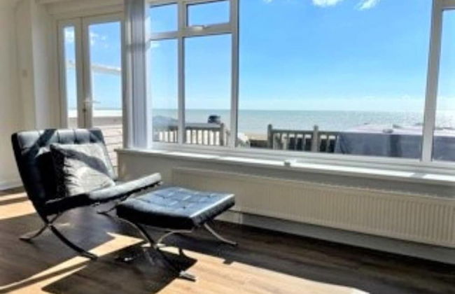 Exquisite Beachfront Residence With Luxurious Interiors The Cozy Clam Pevensey Bay - Foto 1