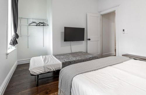 Ann Avenue 3BR St Louis Home with Games and Free Parking - Photo 17