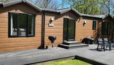 Cherry Tree Lodge with Hot Tub near Alton Towers - Foto 4