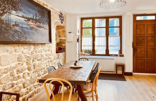 Maison au coeur de MARCOLES, 2ch, 4pers, jardin - Foto 6