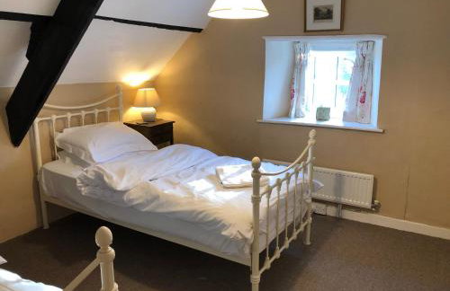 Bittles Cottage - Photo 12