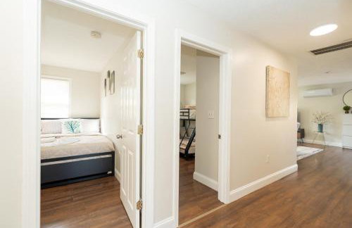 12BCozy 3BR Apartment with Koi Pond in Worcester - Foto 41