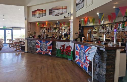 Snowdonia Sunbeach Holiday Sea and Mountain view - Photo 38