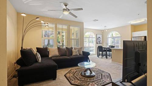 Luxury 2BR/2BA!5Min to Disney! Angelstadium! HondaCenter. - Foto 1