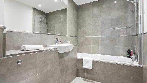 Luxurious 2 Bedroom Apartment With Free Parking - Foto 5