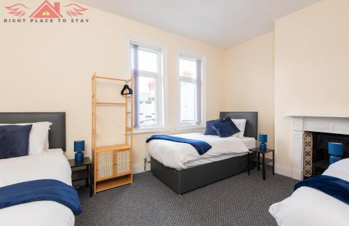 Darlington Modern 2 Bed Apartment Great for Contractors - Photo 21