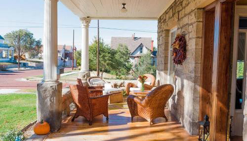 Maple House Large Vacation Home, Sleeps 7 Pet Friendly Great Location - Foto 4